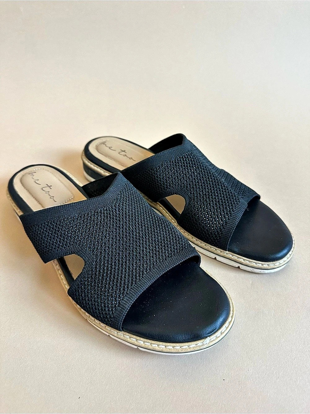 Black Knit Slide Sandals Women’s 8.5M Comfort Slip-On Platform Slides Me Too